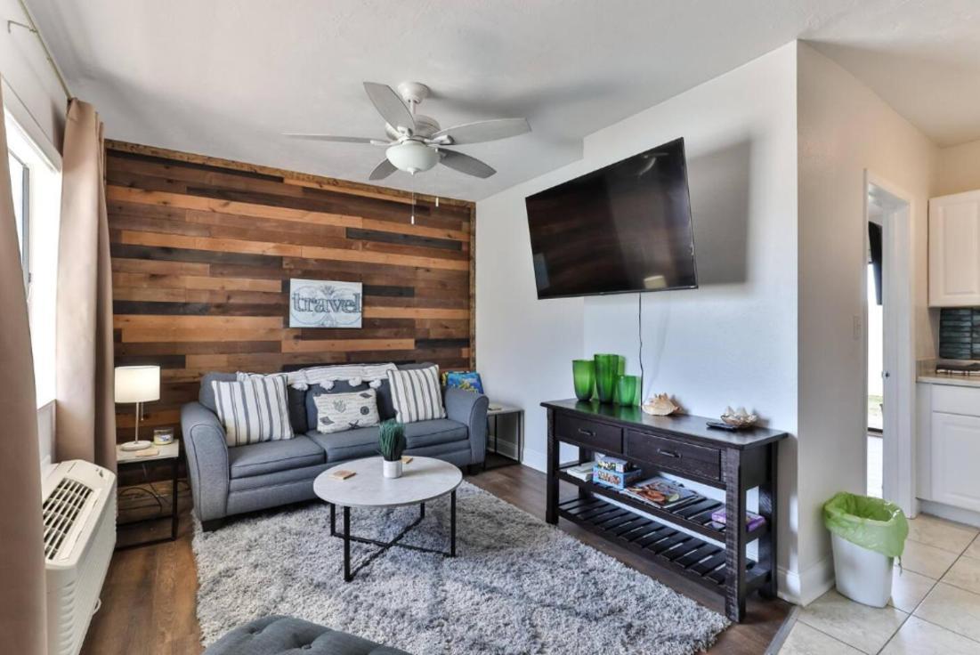 Hotel Coastal Waters New Smyrna Beach Exteriér fotografie